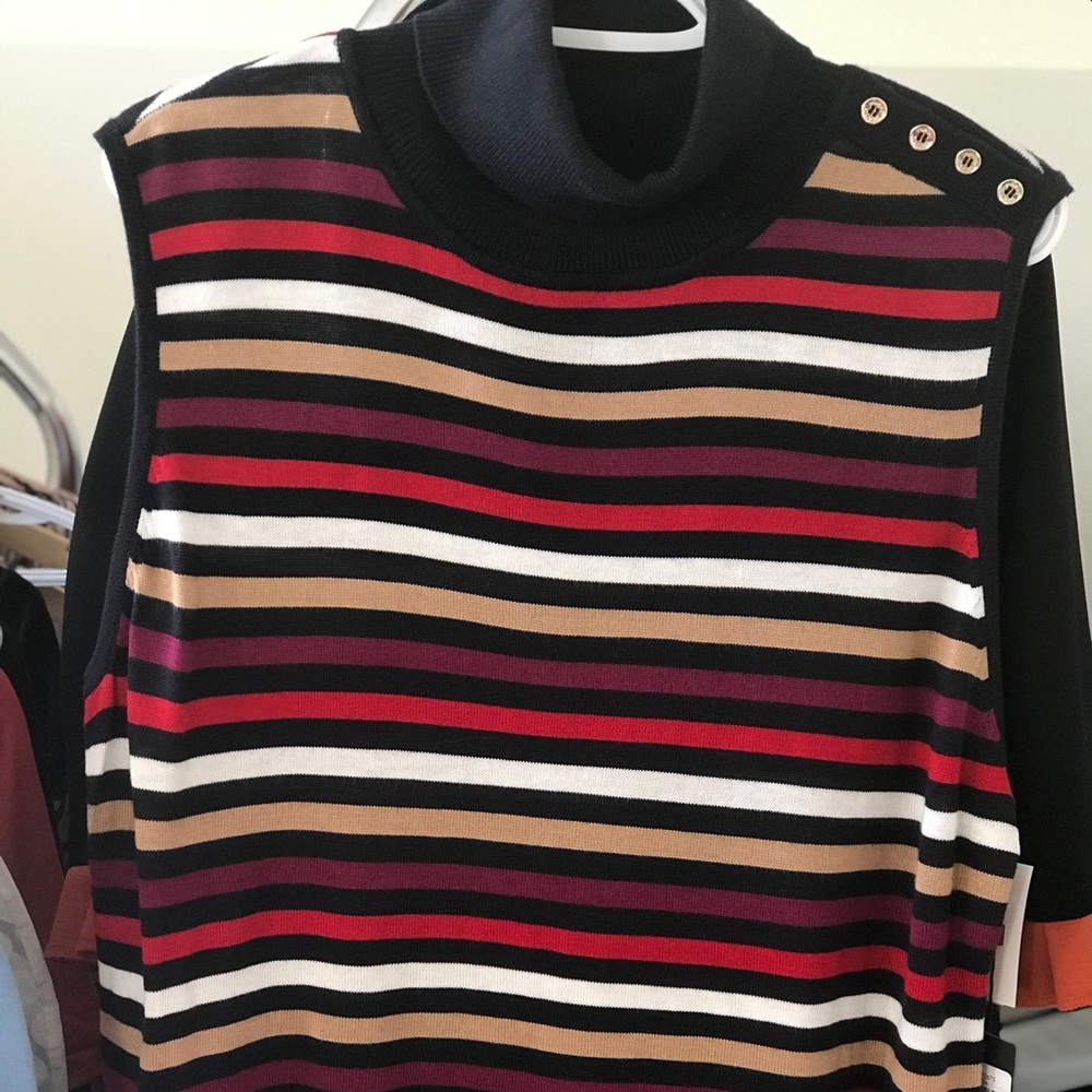 BNWT Tommy Hilfiger Sleeveless Turtleneck Top